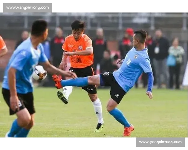 激烈赛事全程直播解析精彩瞬间与赛场幕后故事